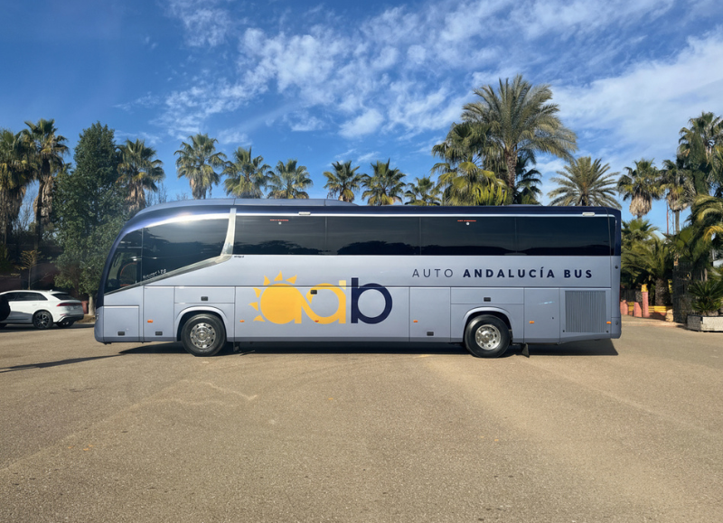 alquilar autobus sevilla
